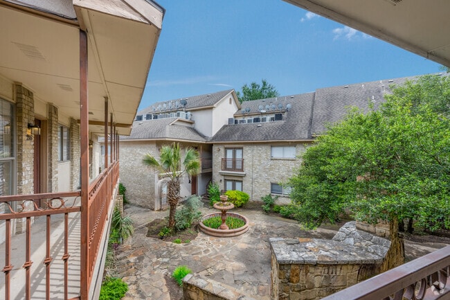 Building Photo - Miramonte Villas Rental