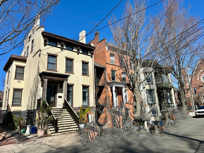 Building Photo - 38 Academy St