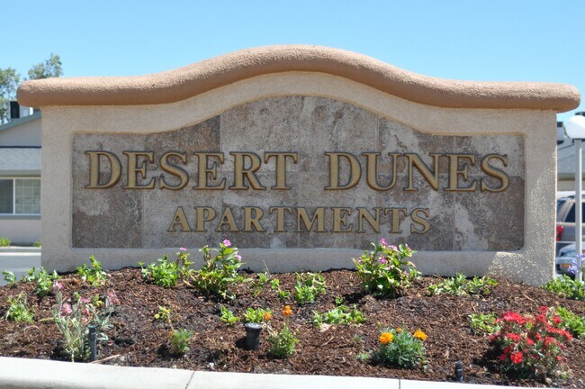 Photo - Desert Dunes Apartments