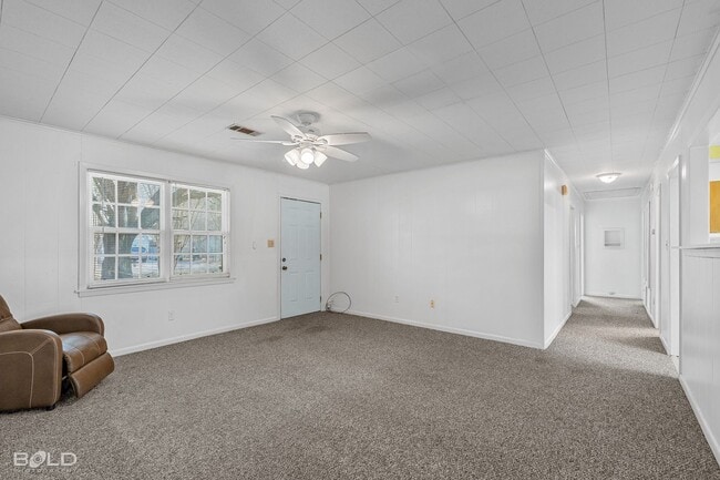 Photo - 7062 Winburn Dr