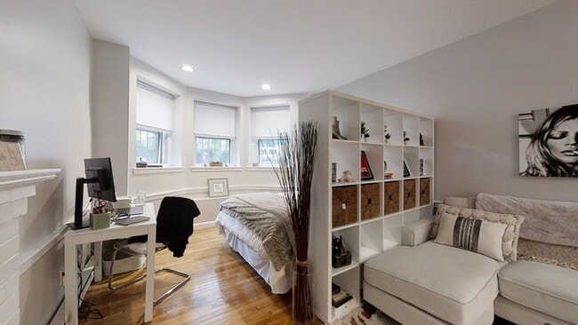 Photo - 125 Beacon St Unidad 1