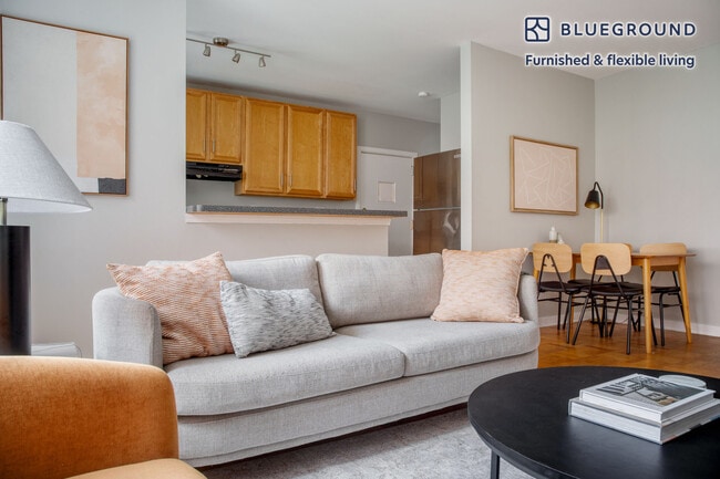 2752 Hampton Pkwy Unit SI FL1-ID956