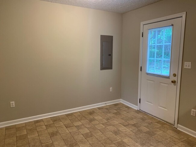 Photo - 448 Three Creeks Ct Unidad A