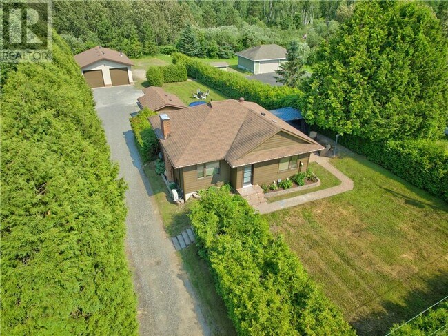 Photo - 3906 Edward Dr