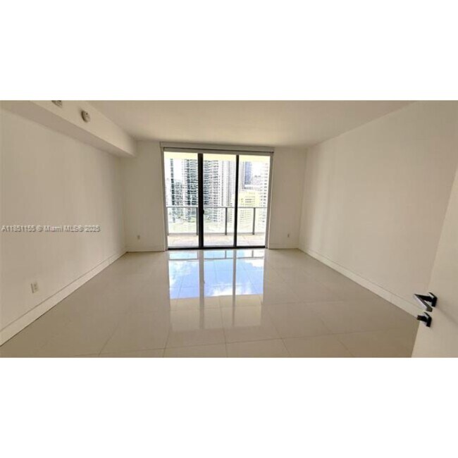 Photo - 1300 Brickell Bay Dr