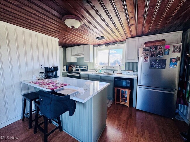 Photo - 3420 Point Lookout Rd