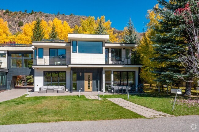 Building Photo - 1510 Homestake Dr