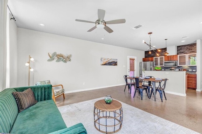 Photo - 5325 Sendero Hills Pkwy