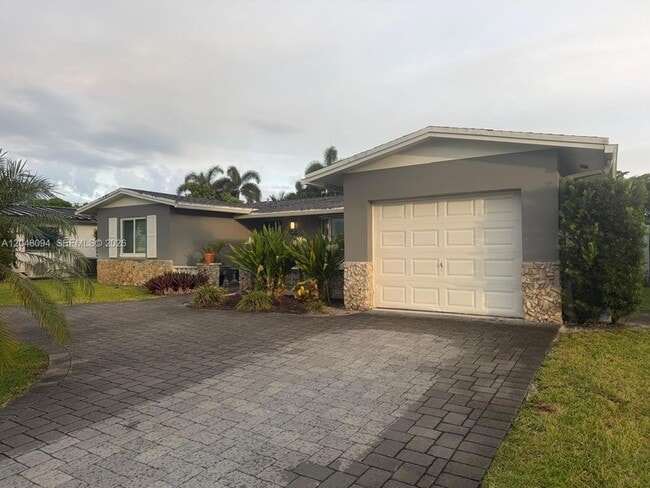 Photo - 9100 NW 19th St