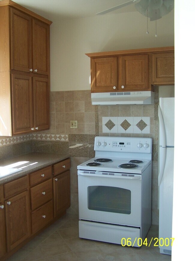 Photo - Jamaica Beach Spacious 2 bedroom, 1 bathro...
