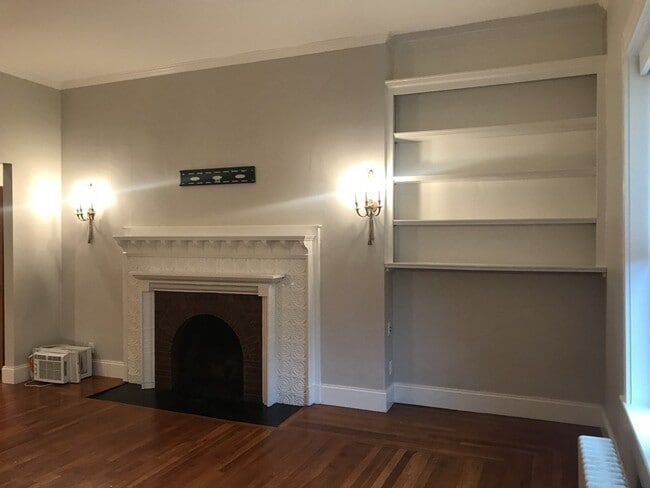 Building Photo - 213 Commonwealth Ave Unit 10 Rental