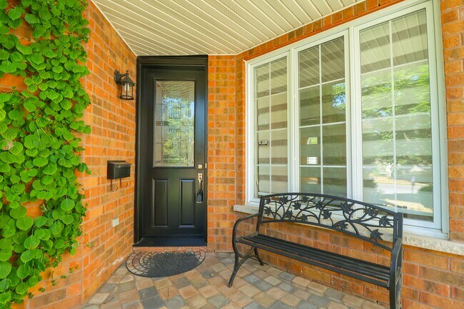 Photo - 6 Bellingham Pl