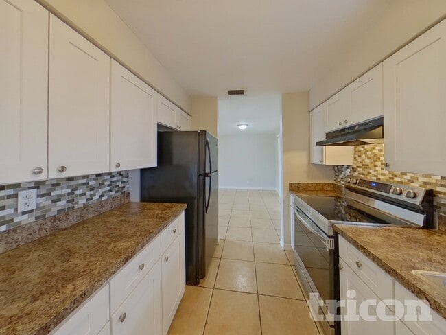 Photo - 1753 Linwood Cir