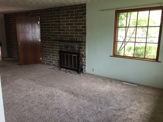 Photo - Adorable 2 bedroom 1 bathroom located on the Boise Bench.