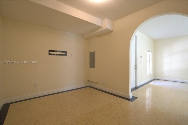 Photo - 4100 NE 25th St