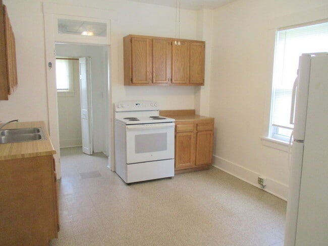 Photo - 1411 Beaver Rd Unit 1st Fl. Right