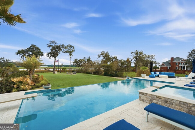 Photo - 277 Catherine View