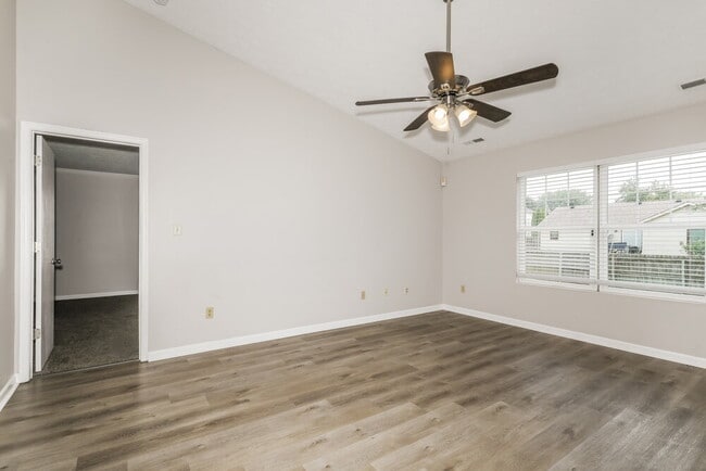 Photo - 12719 Spurrington Way