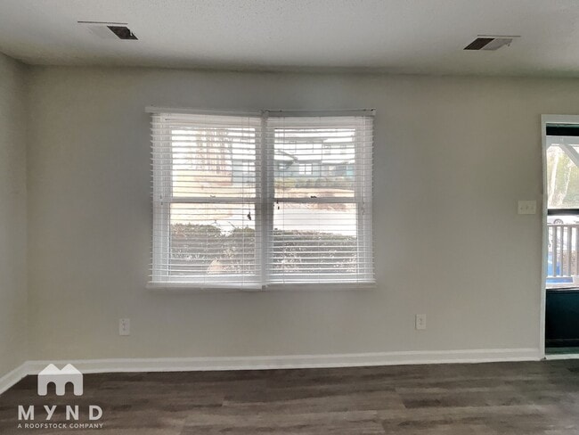 Photo - 1505 Gorman St Unidad E