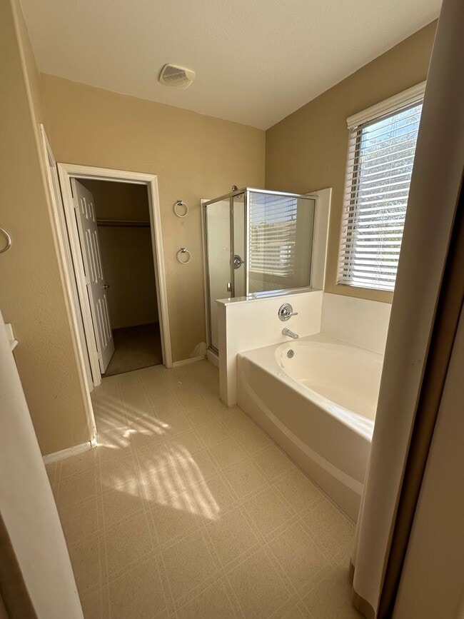 14133 W Desert Hills Dr