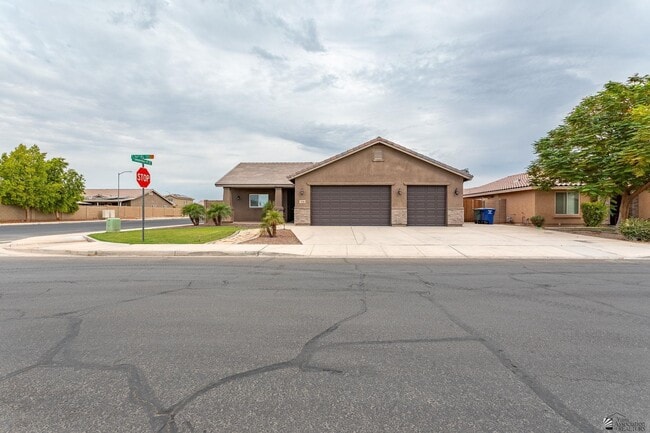 Building Photo - 3734 W 36th Pl Rental