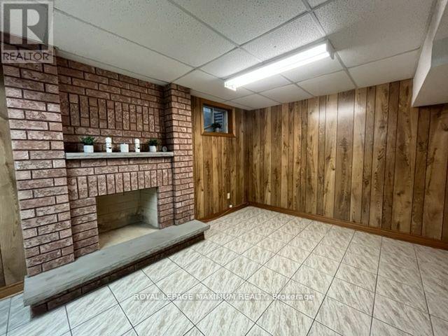 Photo - 48 Plowshare Crescent