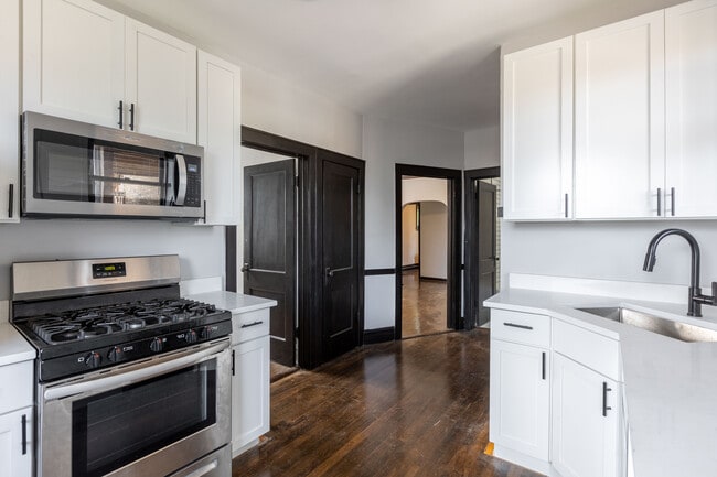 Photo - 3823 N Drake Ave Unit 2