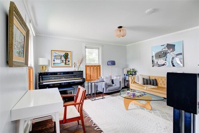 Photo - 27 Burnside Ave