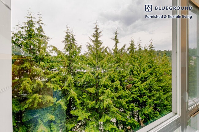 Photo - 8709 161st Avenue Northeast Unidad FL3-ID890