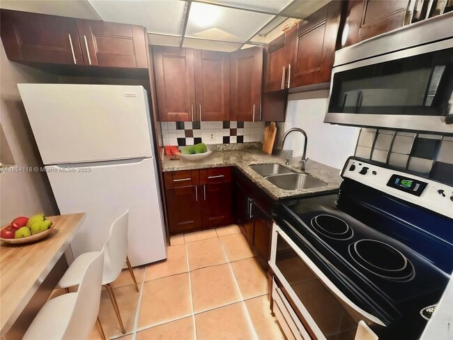 Photo - 2800 NW 56th Ave Unit E106
