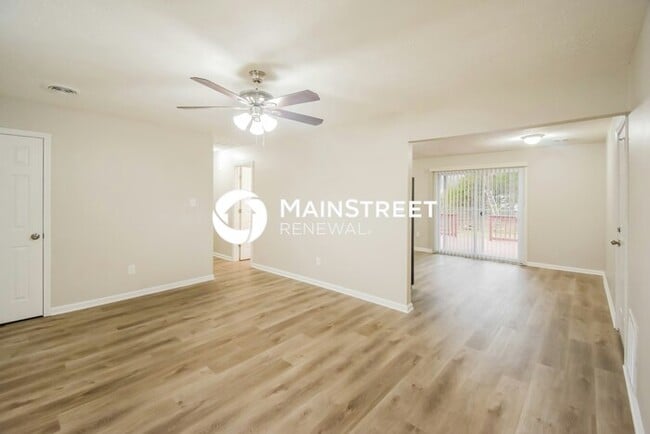 3 Bedroom Pet-Friendly Home in Indianapolis, IN with Main Street Renewal