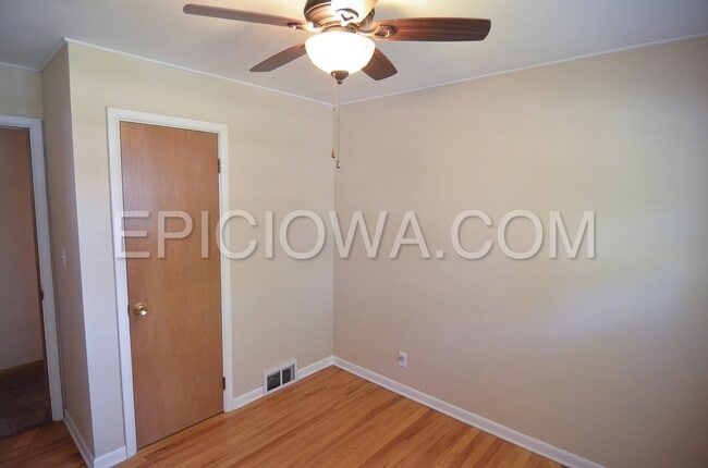 Photo - 3040 3rd Ave