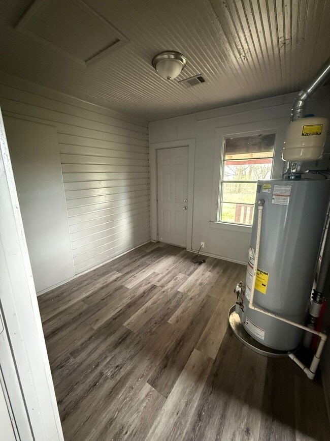 Photo - 2301 N 29th St