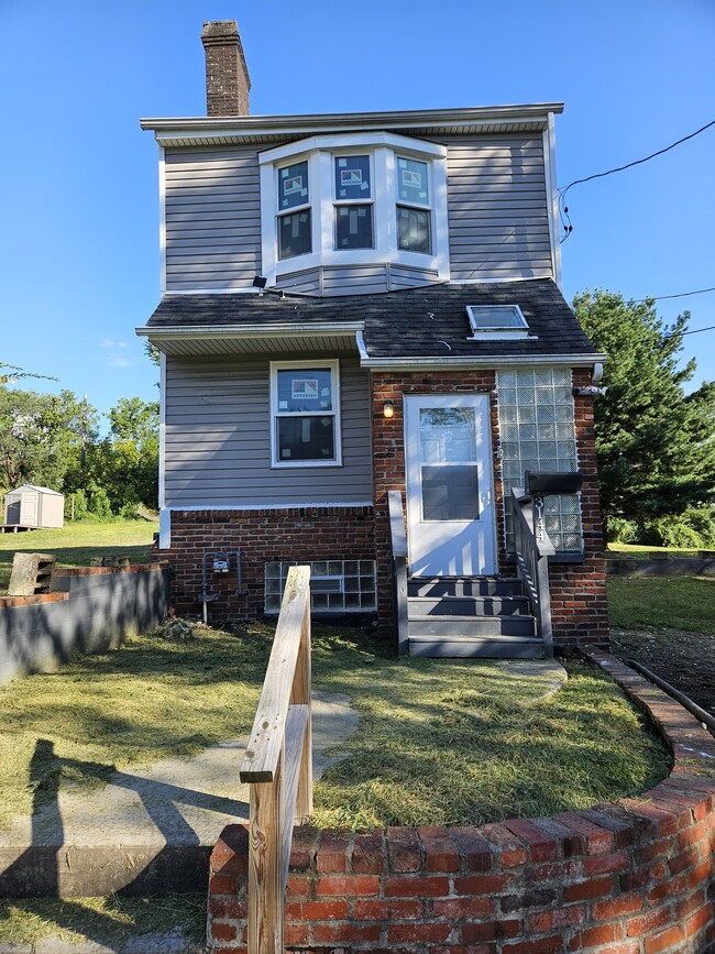 Building Photo - 3144 Bohem St Rental