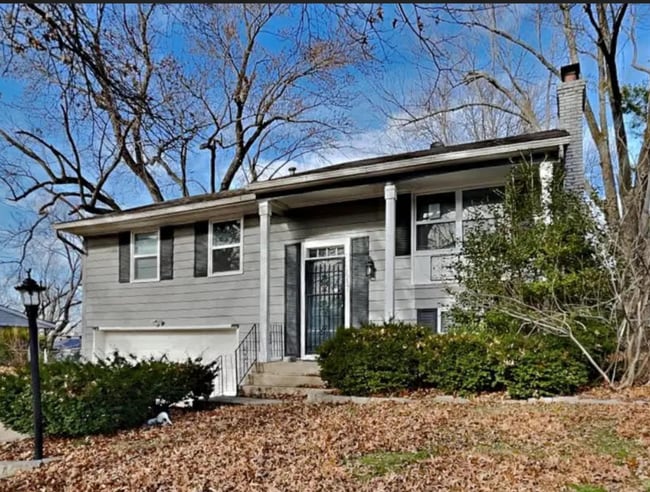 Building Photo - Newly Renovated Single Family Home | 3 BR/2.5BA | 1-Car Covered Parking