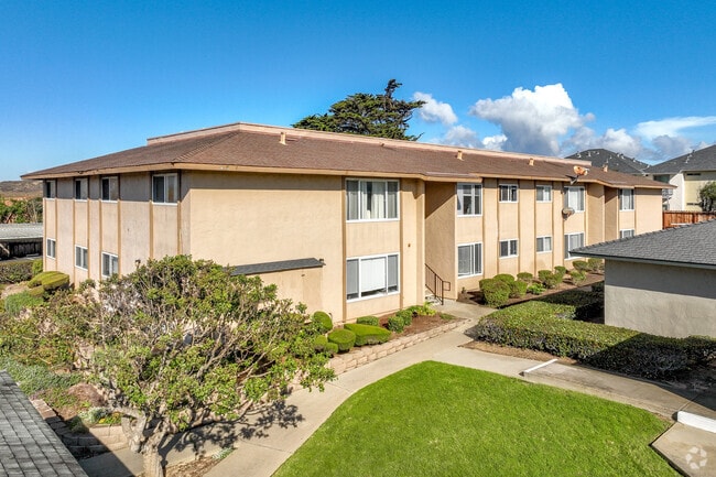 Marina Del Sol Apartments