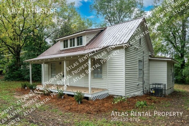Photo - 1107 11th St SE