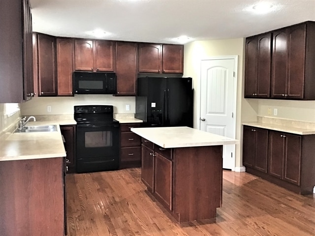 Photo - 6743 Waverly Park