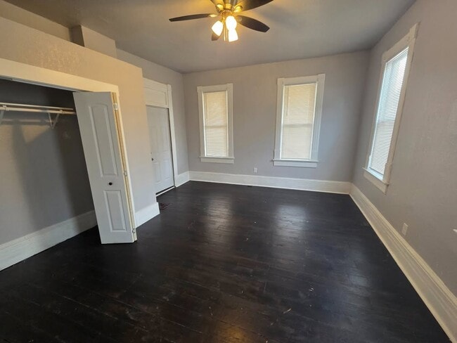 Photo - 2321 Ashland Ave Unit 3