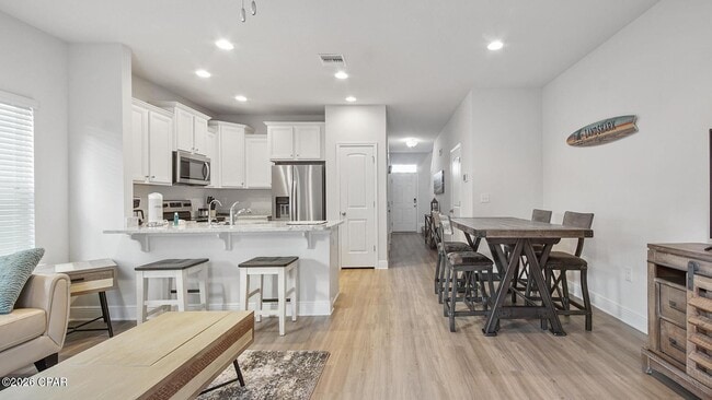 Photo - 7672 Shadow Lake Dr