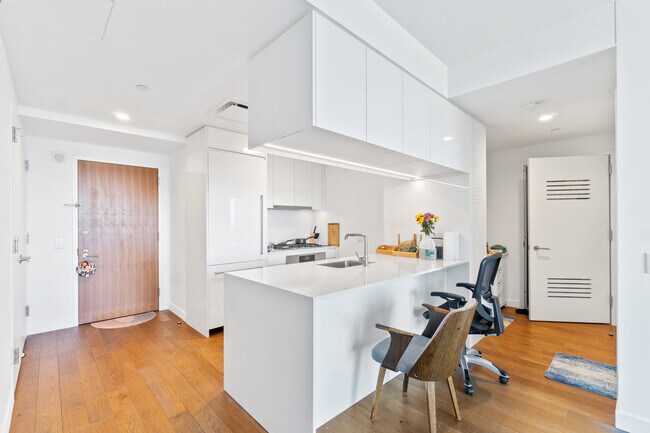 Photo - 99 Hudson St Unit 2705