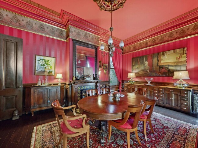 Photo - Superb & Historic 4 bedroom 3 & 1/2 bathro...