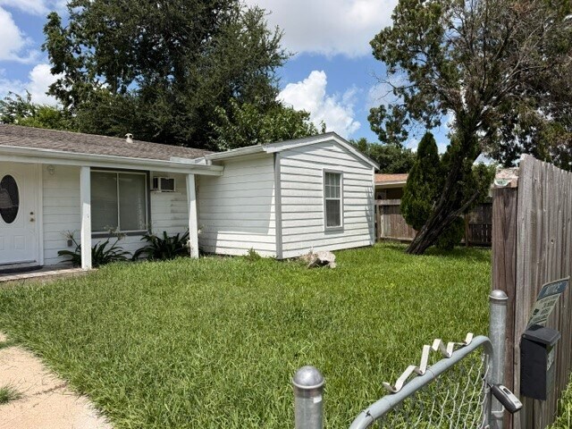 Photo - 5103 Willow Glen Dr
