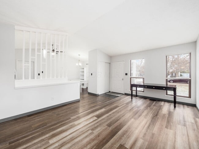 Photo - 7723 Stanlake Ct