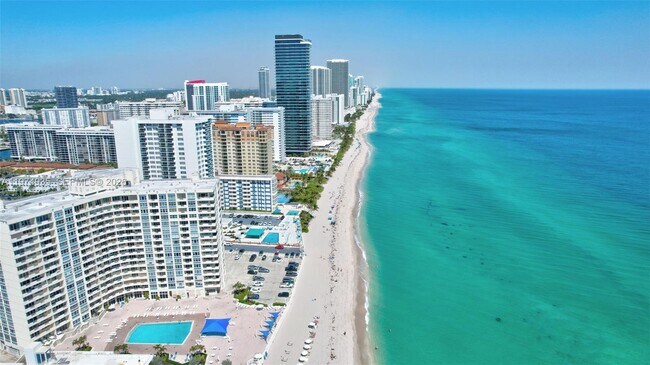 Photo - 3181 S Ocean Dr Unit 305