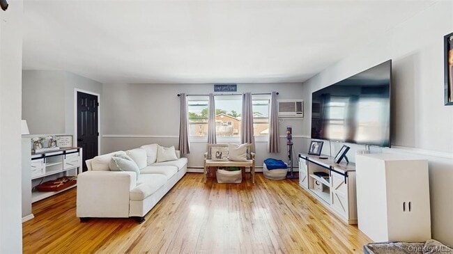 Photo - 156-40 76th St Unidad 2nd floor