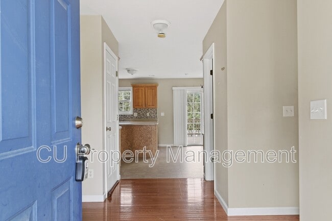 Photo - 902 Indigo Dr