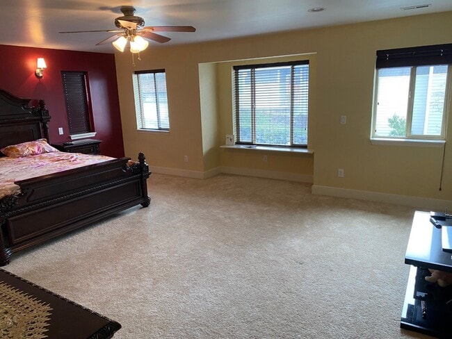 Photo - 5-Bedroom Home Located in Barkley Neighborhood