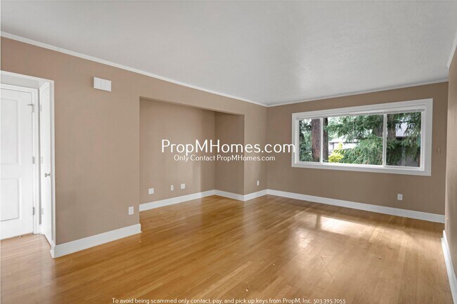 Photo - One Bedroom Condo w/ Lake Views - NEW PHOTOS!