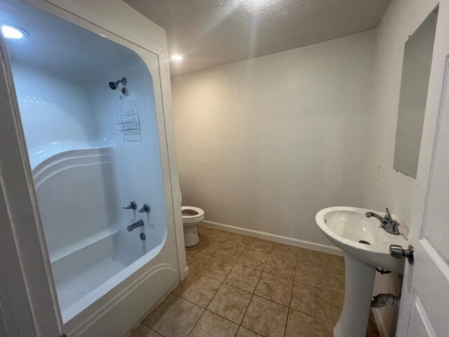 Photo - 415 S 23rd St